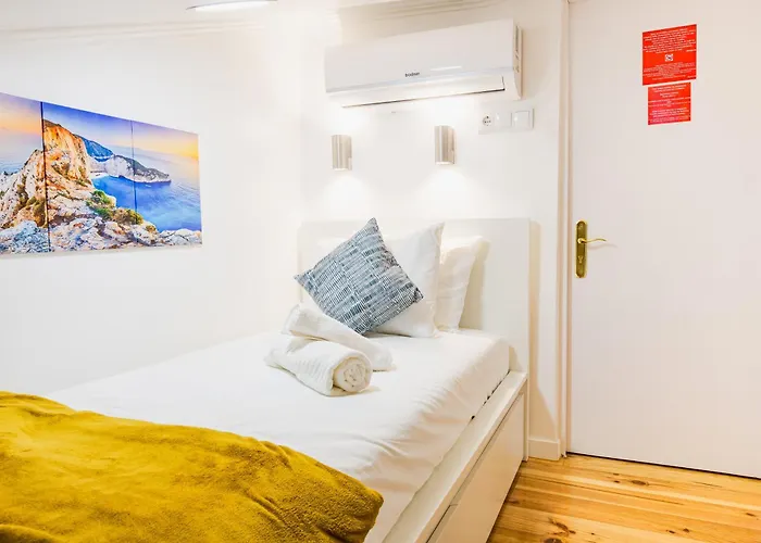 Accommodatie bij particulieren Quartos - Almirante Reis 4 Andar *